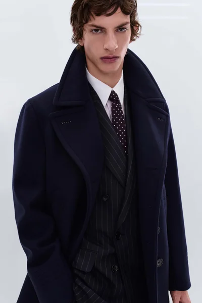 Look 10